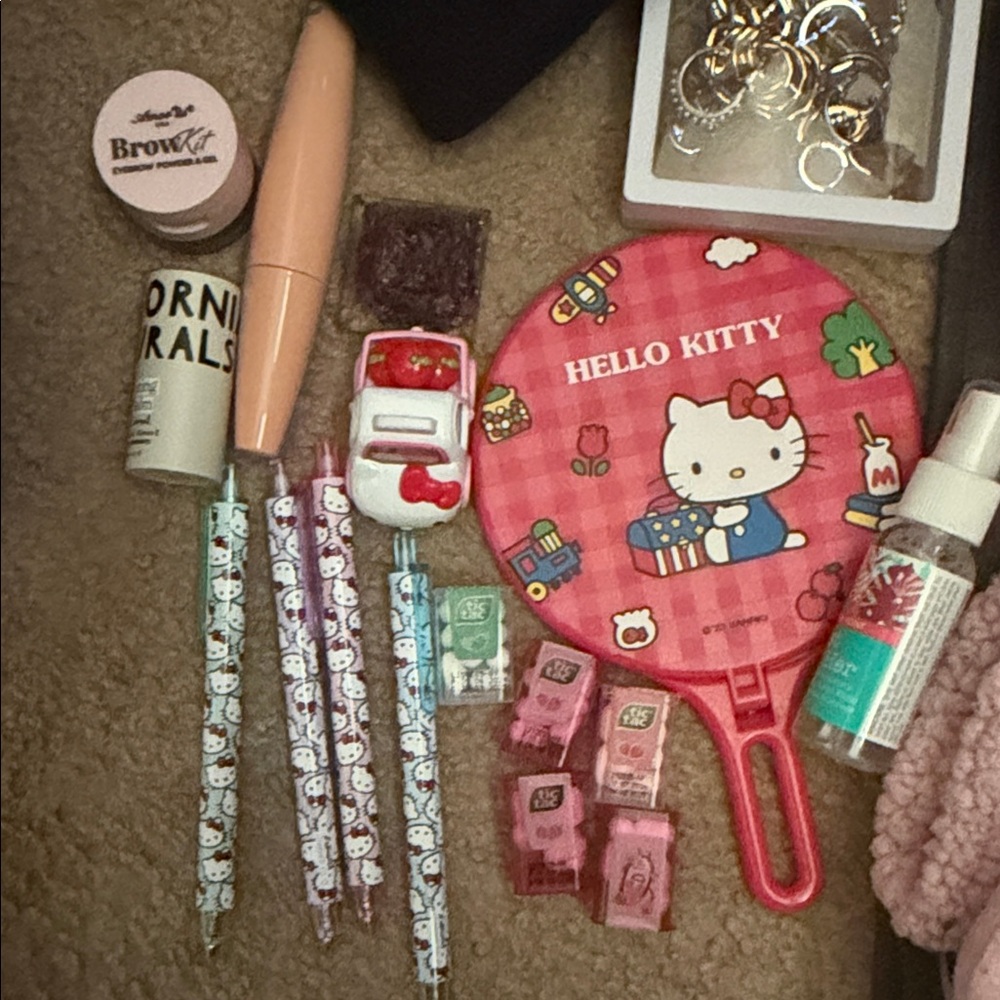 Hello Kitty Pink bundle - image 5